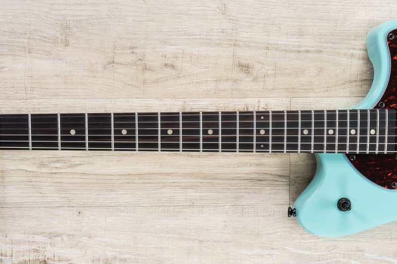 【ちば】Balaguer Guitars Espada Standard Balaguer Guitars Releases the Espada - Premier Guitar