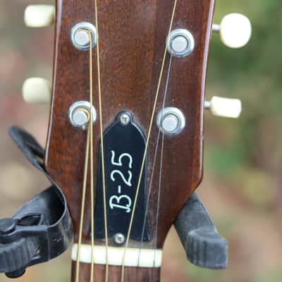 Gibson b-25 1966 - red image 4