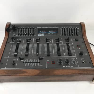 Gemini MX-8200 With Echo 80s Stereo Audio Disco Mixer/Equalizer
