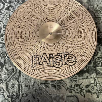 Mint Paiste 17" Signature Traditionals Thin Crash Cymbal image 3