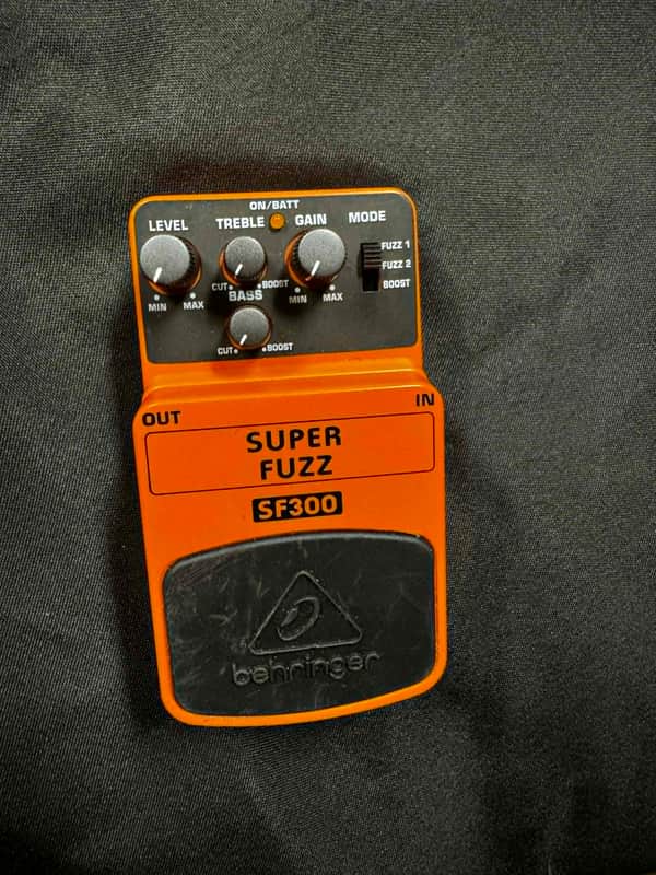 Behringer SF300 Super Fuzz Pedal | Reverb