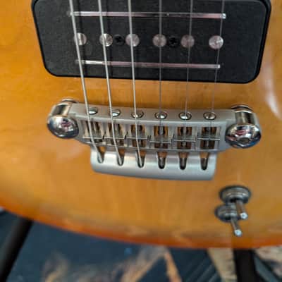 Vox SDC-55 Double Cut Solid Electric Guitar Tea Burst image 6