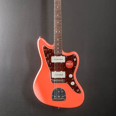 Squier Classic Vibe 60's Jazzmaster - Tahitian Coral image 3