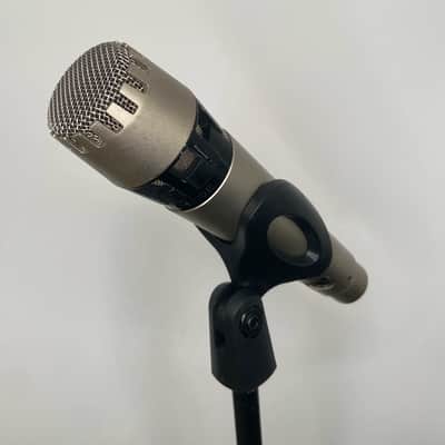 REFURBISHED AKG D1200C XLR image 5
