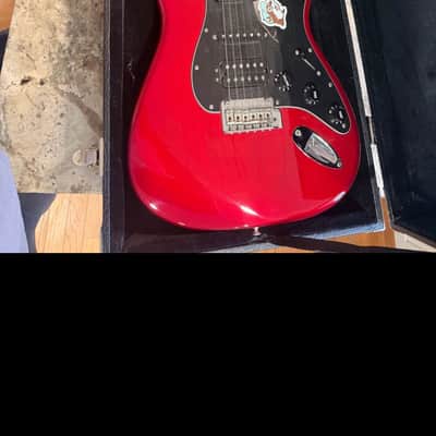 Fender FSR Limited Edition Player Stratocaster HSS with Pau Ferro Fretboard 2017 - 2021 - Candy Red Burst image 6