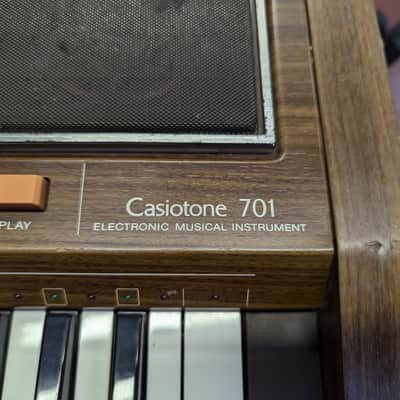Retro Find! 1981 Casio Made In Japan 701 Synthesizer & Drum Machine  - Looks Very Good - Freaky Phat Funky Sounds! image 2