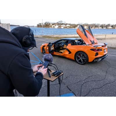 Zoom H6essential with 32-Bit Float, Accessibility, 6-Track Portable Recorder, Stereo Microphones, and 4 XLR and TRS Combo Inputs image 7
