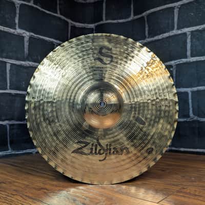 Zildjian S Series 14" Mastersound Hi‑Hat Cymbals – Brilliant Finish – Cutting, Bright, Modern Hi‑Hat Tone – Mastersound Wavy Bottom image 7