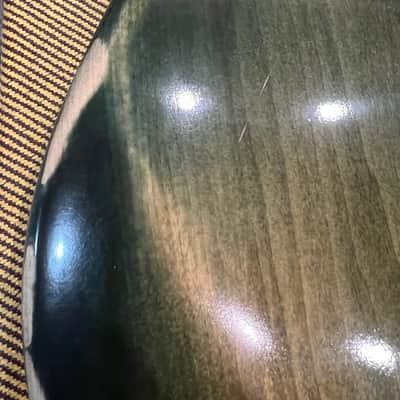 Wanderkauven Electric guitar - Transparent green burst finish with visible wood grain image 15