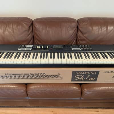 HAMMOND Sk1-88 Stage Keyboard