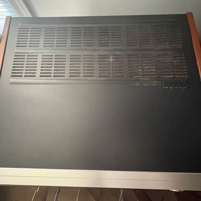 Realistic STA-2300 - Walnut image 2