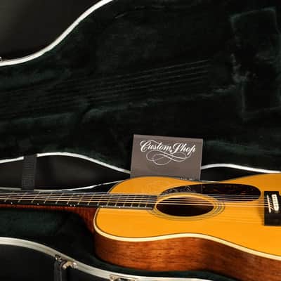 Martin Custom Shop OOO-28 Madagascar Rosewood / Adirondack 2022 - Natural image 8