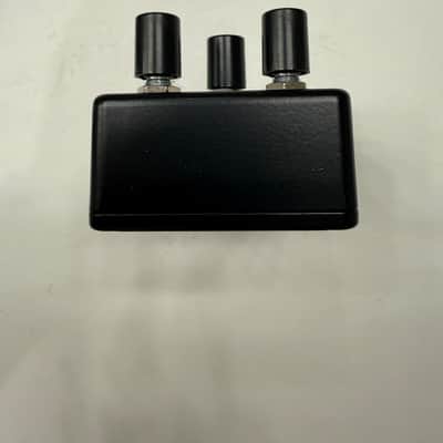 Catalinbread Carbide Distortion Guitar Effect Pedal + Original Box image 6