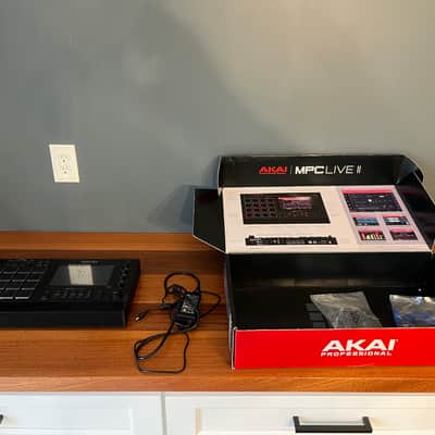 Akai MPC Live II Standalone Sampler / Sequencer 2020 - Present - Black image 4