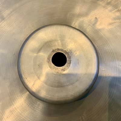 Wuhan Wuhan 22’’vintage hand hammered  pang cymbal …. image 4