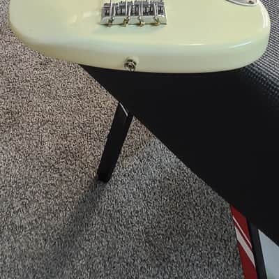1989 Vintage Squier Jazz Bass E Neck!  Fantastic cond, Excellent Bass 1989 - Pearl White image 14