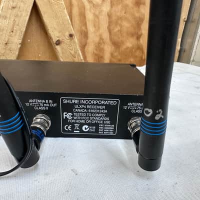 Shure ULXP4 / ULX2-M1 SM58 Wireless Microphone System 662-698MHz image 11