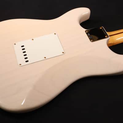 MINT Fender Custom Shop 2019 Vintage Custom 1957 Stratocaster NOS Maple Fingerboard Aged White Blonde 368 image 8