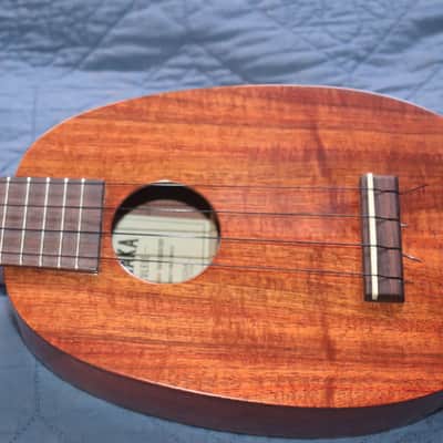 Kamaka HP-1 Pineapple soprano ukulele with hard case and planetary tuners image 3