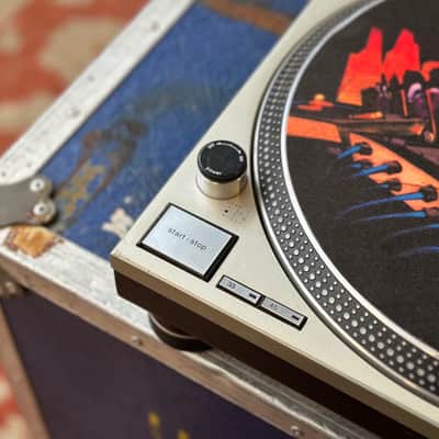 Technics SL-1200 MK2 Quartz Direct Drive DJ Turntable imagen 4