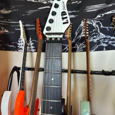 ESP LTD SN-1000 FR 2022 - Present - Snow White image 4