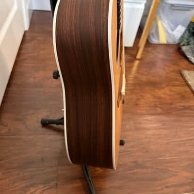 Martin Custom Dreadnought - Excellent condition - Sitka Spruce Top and Indian Rosewood side and back! Mint! image 9