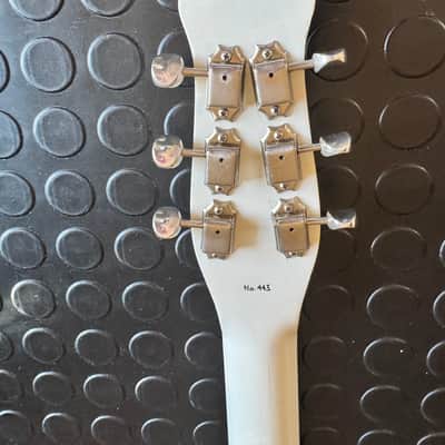Jerry Jones Baritone / 6 String Bass 88-90 - White image 9