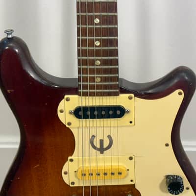Epiphone Olympic Double Batwing Headstock with Maestro 1963- 1970 - Sunburst image 3