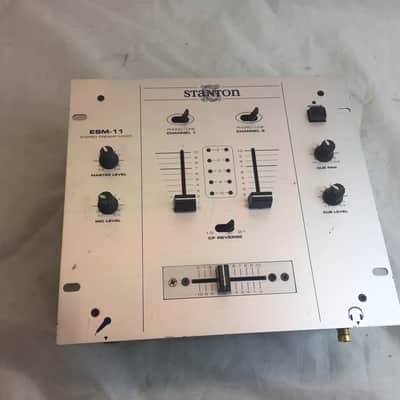 Stanton ESM-11 Stereo Preamp Mixer for DJ Two Turntable Inputs and Fader Feature image 1