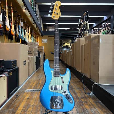 Fender Custom Shop Limited Edition 1964 Jazz Bass Journeyman Relic Aged Lake Placid Blue w/Hard Case image 4