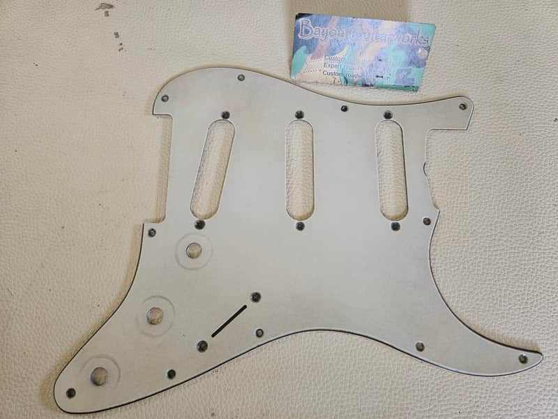 Fender Stratocaster Aged Relic 3 ply Pickguard Parchment 62 59-62 image 1