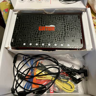 Gator GTR-PWR-8 Power Supply With 8 Isolated Outputs 2010s - Black image 2