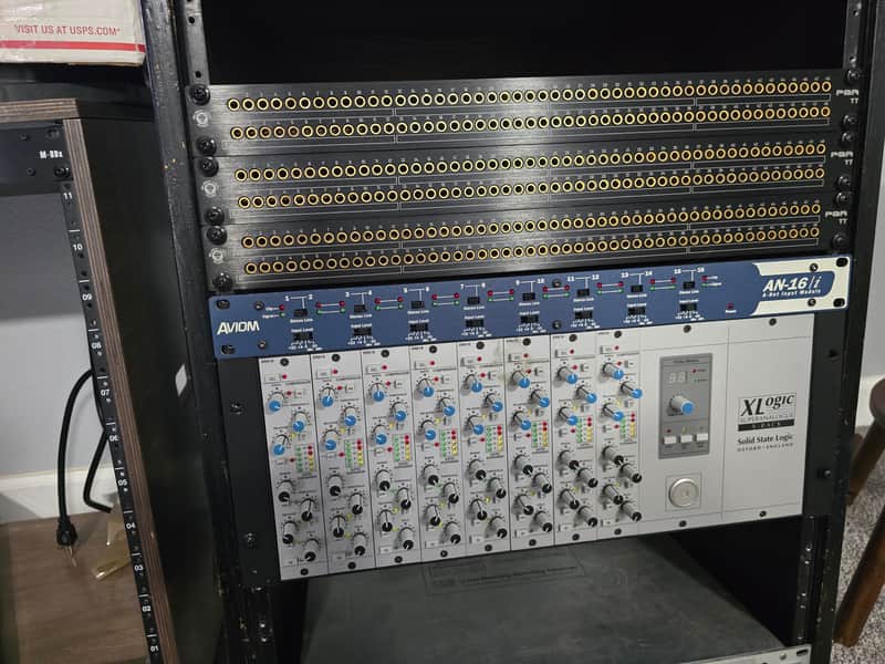 Immagine Solid State Logic X-Rack Loaded with 8 XR618 Dynamics Modules 2010s - Silver - 1