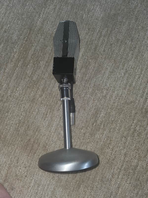 RCA 74B Microphone image 1