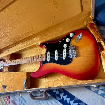 Fender Rarities Series Flame Ash Top American Original '60s Stratocaster with Birdseye Maple Neck 2019 - Plasma Red Burst image 17