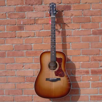 Godin Century Maho Cognac Burst EQ 2026 sf w/bag image 1