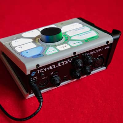 TC Helicon Perform-VK image 3