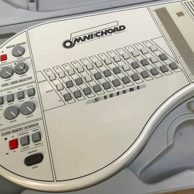 Suzuki OM-84 Omnichord 1984 Original vintage made in Japan / with case image 7
