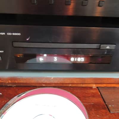 Yamaha CD-S300 2020 - Blk image 4