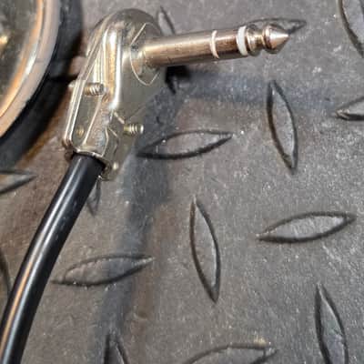 Fender 099-4058-000 2-Button Vibrato/Reverb Amp Footswitch with 1/4" Jack 65 Twin Deluxe Reverb Reissue image 3