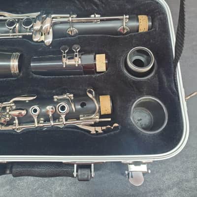 USED Buffet B12 Student Bb Clarinet image 4