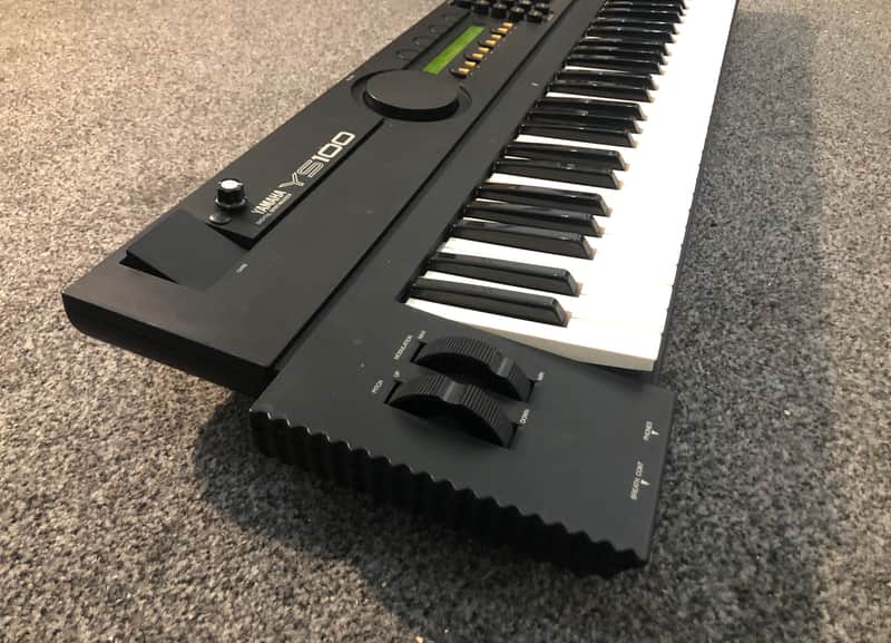 modified: Yamaha YS100 FM Synthesizer Vintage Polyphonic Digital Multitimbral Synthesizer, Vintage image 1