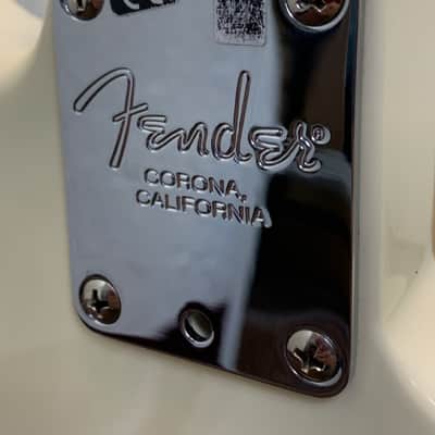 Fender American Professional Stratocaster Left Hand 2019 - White image 9