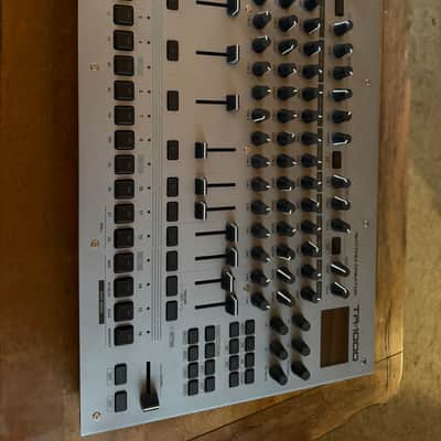 Roland TR-1000 Rhythm Creator 2025 - Present - Silver + Decskaver + Case image 3