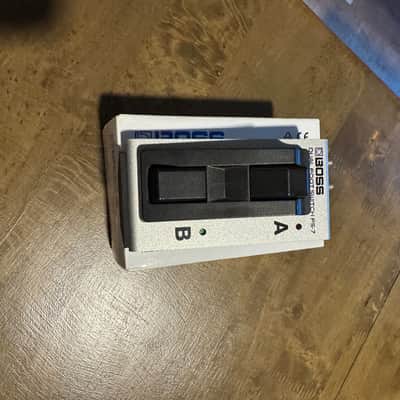 Midi Commander Boss fs7 Pedal and cable collection image 3