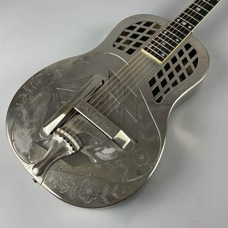 National Style 2 Tri-cone 2002 Engraved, Set up for low action Spanish style playing , With Original National hardshell case. image 1