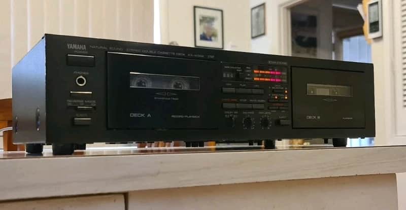 VINTAGE YAMAHA DOUBLE CASSETTE DECK/MADE IN JAPAN/PLAYER/RECORDER