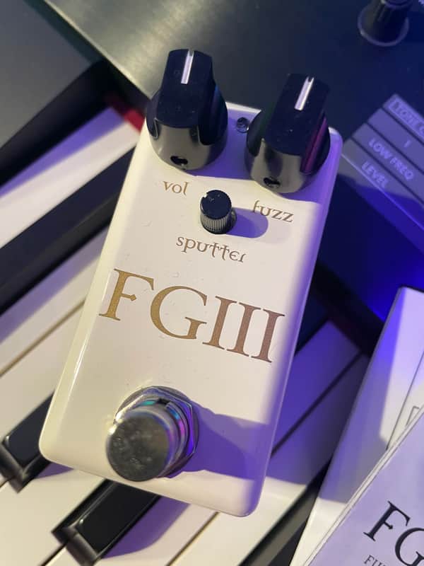 Red Witch Fuzz God II | Reverb