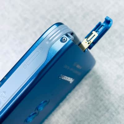 Panasonic SX53 Walkman Cassette Player, Near Mint Rare Blue ! Working ! image 9