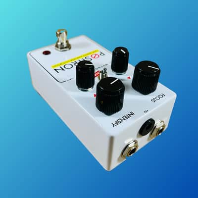 Mythos Pedals Positron Collider Fuzz Small Enclosure image 3